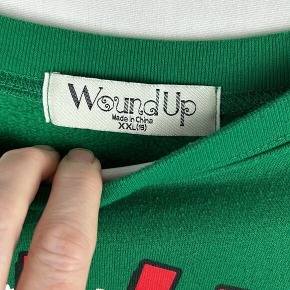 Wound Up Llama Christmas Holiday Sweatshirt Size XXL Junior Size - Picture 6 of 8